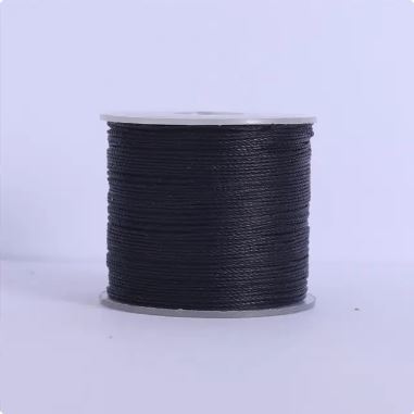 Nić poliestrowa czarna