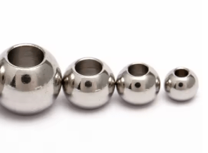 Koraliki przekładki srebrne ze stali nierdzewnej 8mm otwór: 4mm 100szt